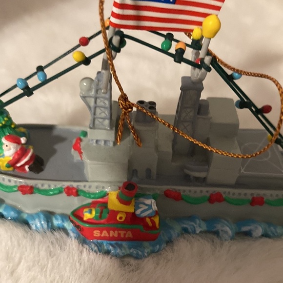 Vintage 2003 American Greetings Christmas at Sea—Eighth in a Series Ornament - Picture 6 of 11